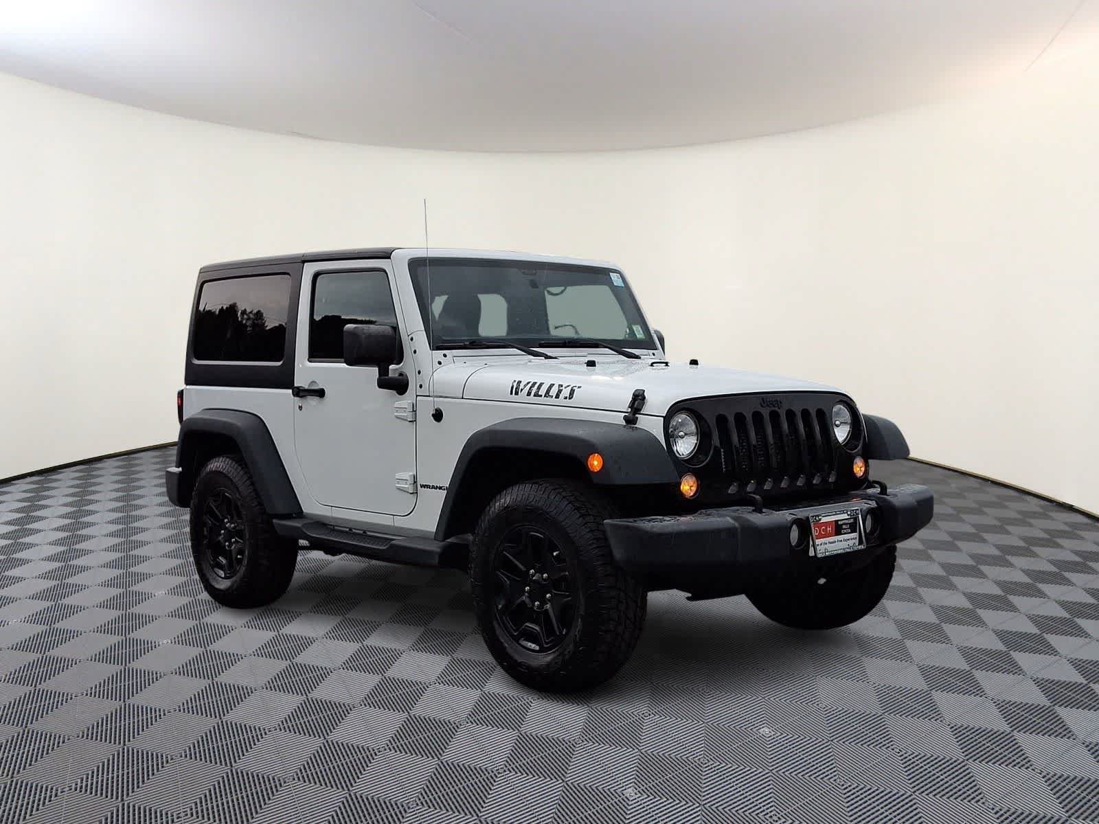 Used 2017 Jeep Wrangler Sport AWD/4WD image 4
