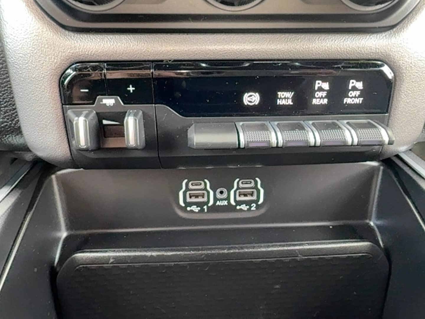 Used 2019 RAM 2500 Big Horn w/ Towing Technology Group AWD/4WD image 27