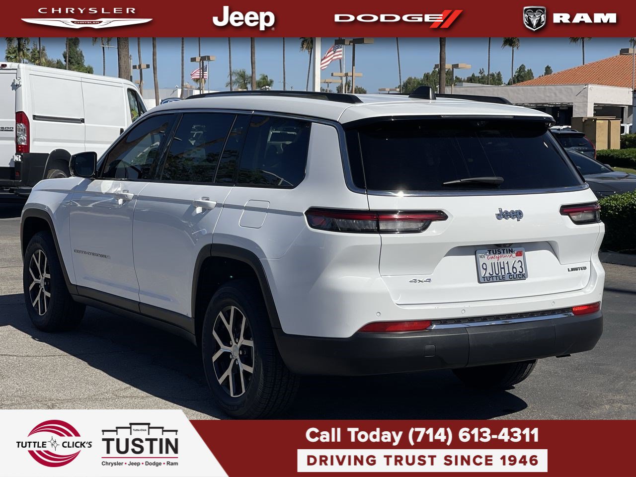 Used 2023 Jeep Grand Cherokee L Limited w/ Luxury Tech Group II AWD/4WD image 10