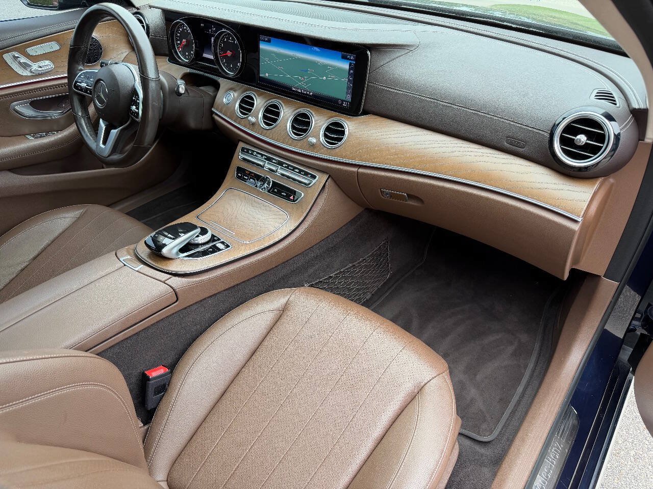 Used 2019 Mercedes-Benz E 300 4MATIC image 20