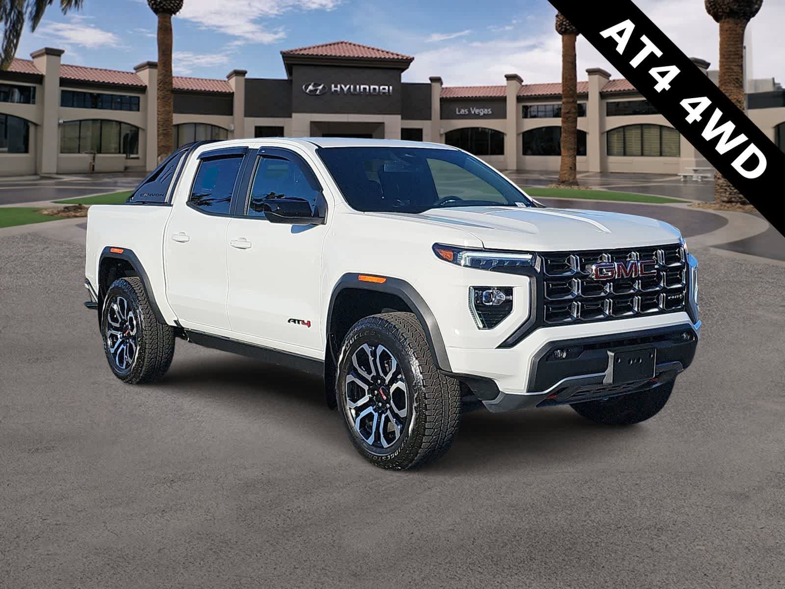 Used 2025 GMC Canyon AT4 w/ Nightfall Edition image 2