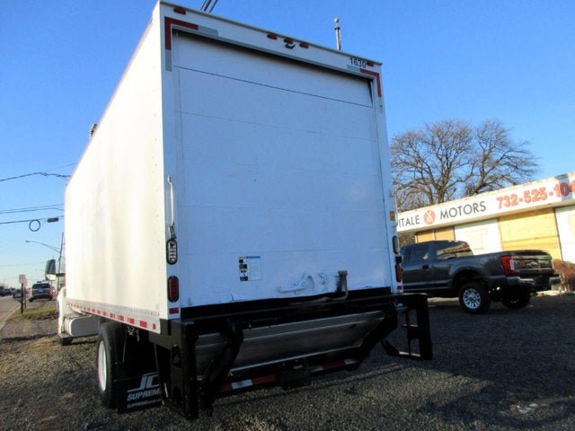 Used 2016 Ford F650 2WD Regular Cab Super Duty image 4