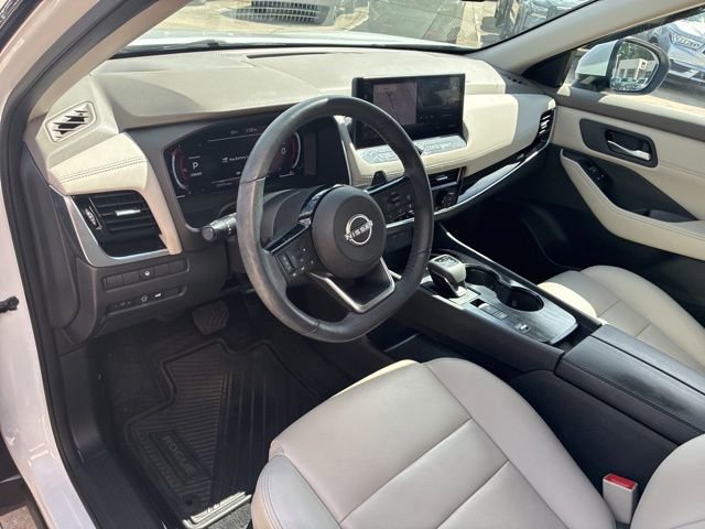 Used 2024 Nissan Rogue SL w/ SL Premium Package FWD image 17