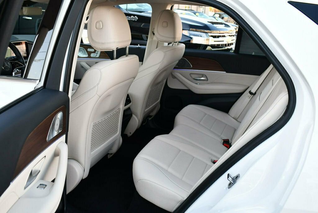Used 2024 Mercedes-Benz GLE 450 4MATIC image 16