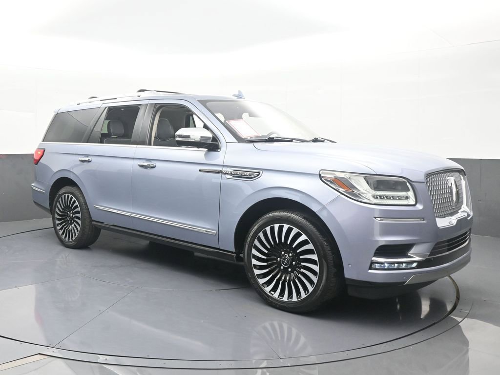 Used 2019 Lincoln Navigator Black Label w/ Cargo Package image 8