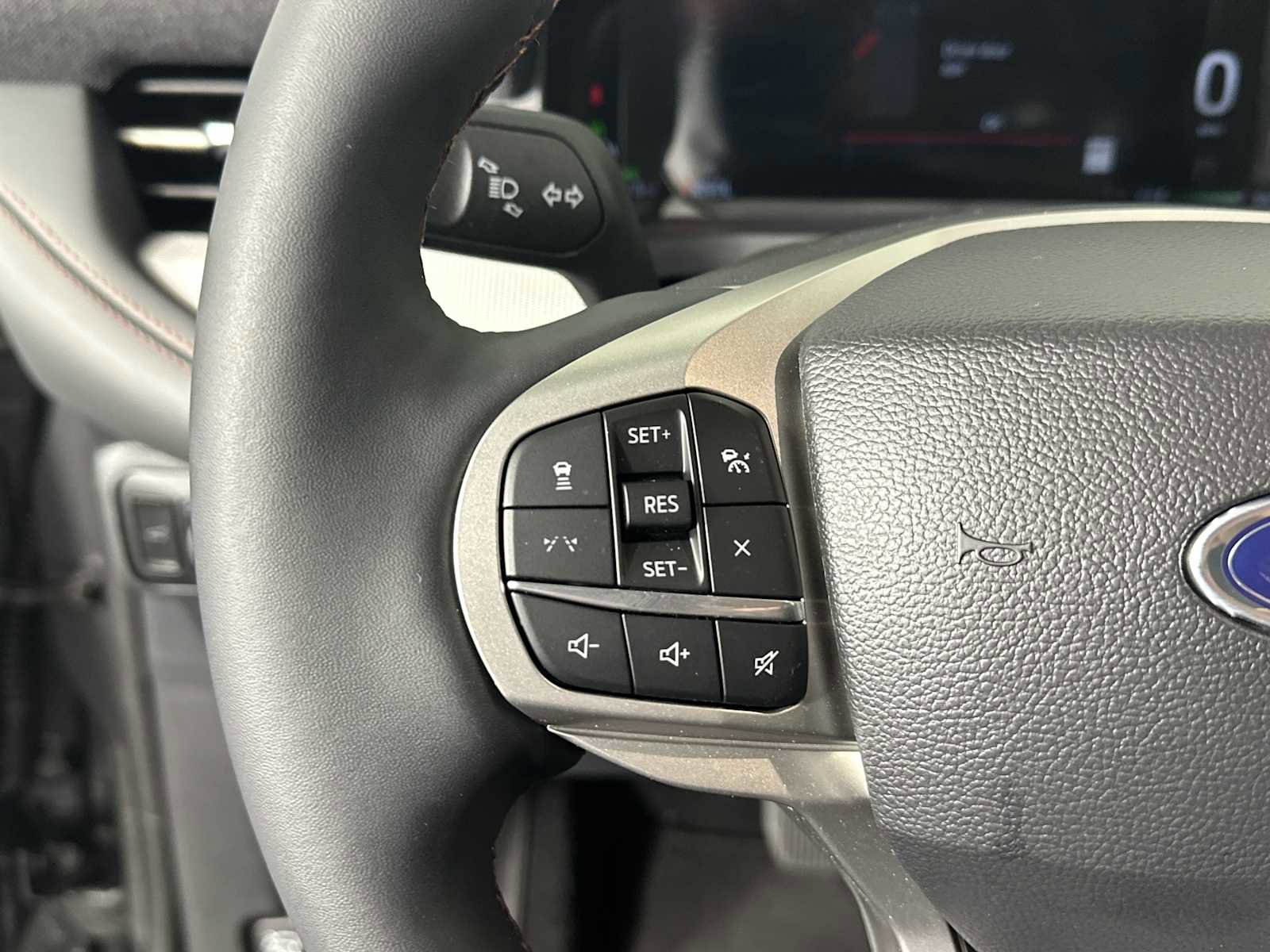 New 2025 Ford Explorer Active w/ Active Comfort Package image 20