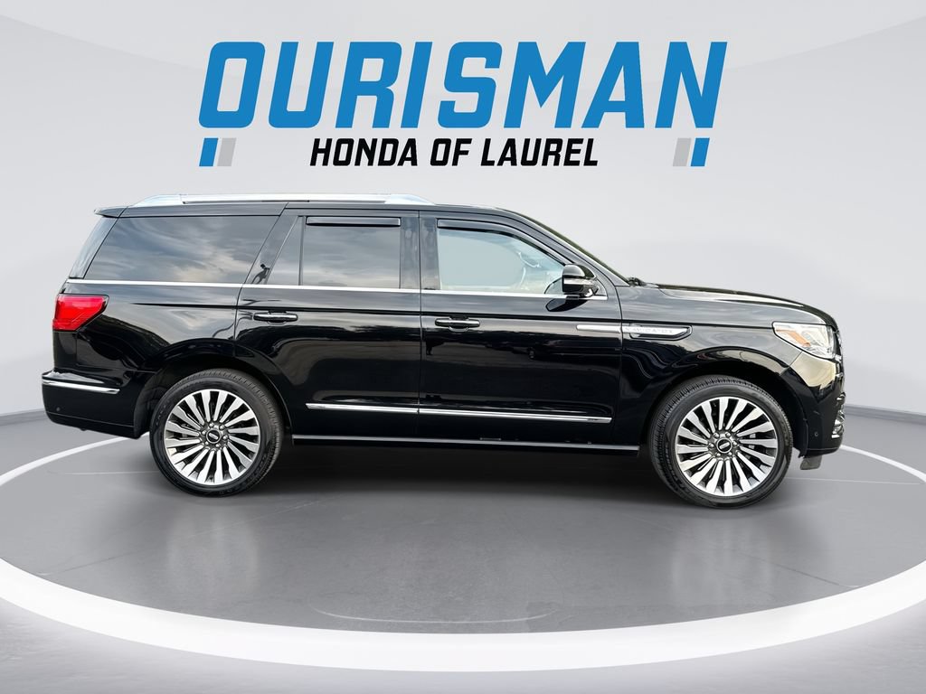 Used 2021 Lincoln Navigator Reserve w/ Luxury Package AWD/4WD image 9