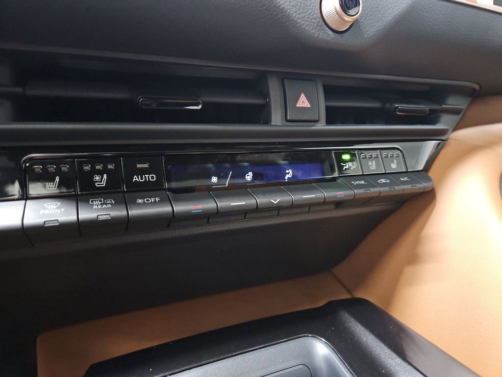 New 2025 Toyota Crown Signia image 21