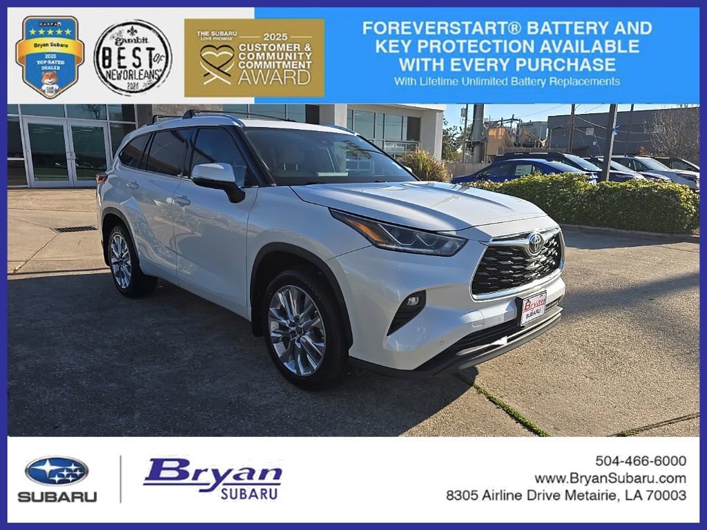 Used 2023 Toyota Highlander Limited image 1