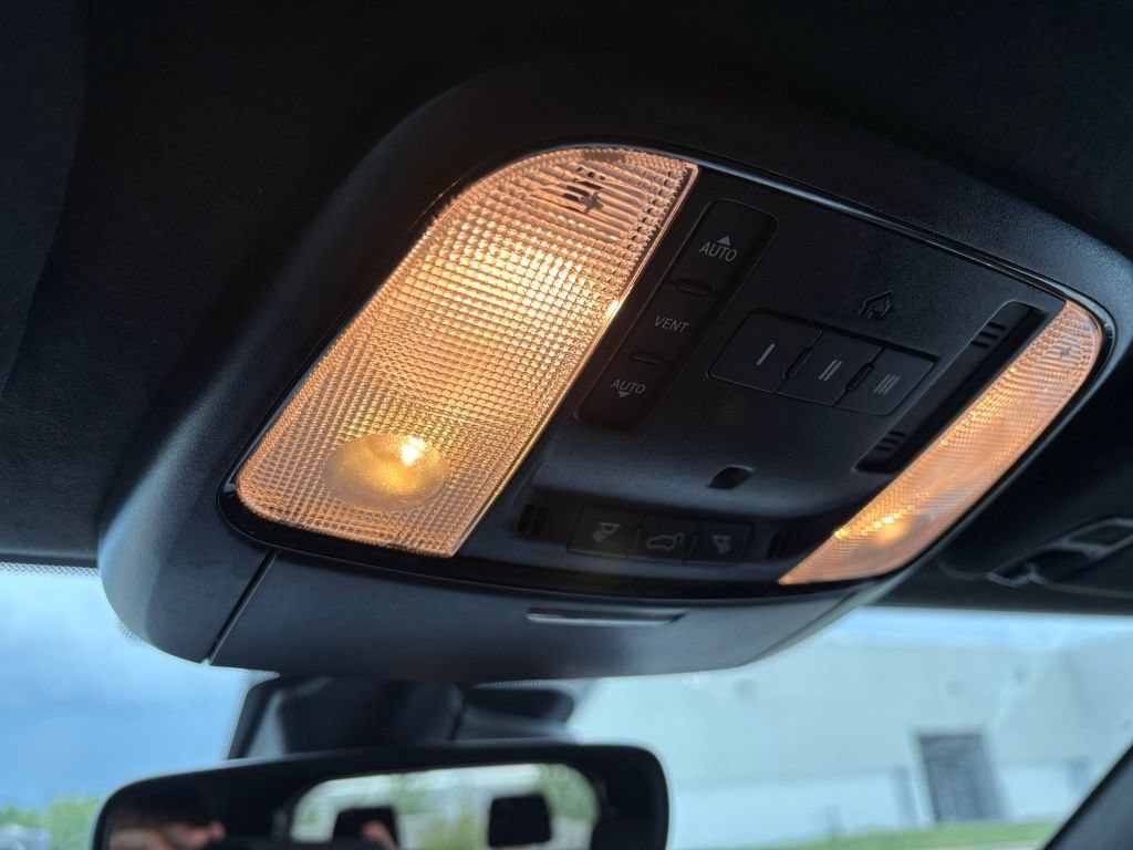 Used 2024 Dodge Durango R/T AWD/4WD image 19