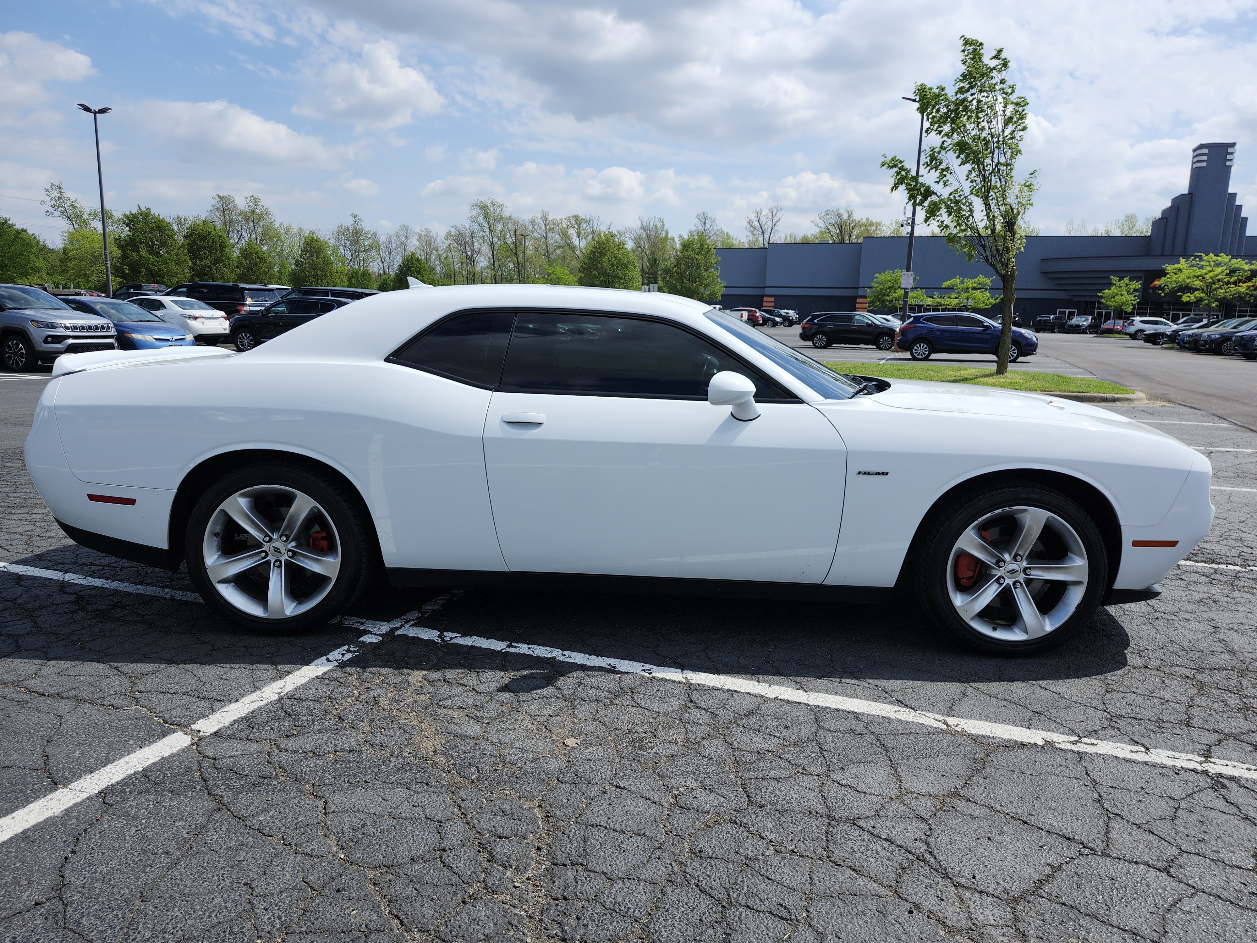 Used 2018 Dodge Challenger R/T w/ Sound Group RWD image 20