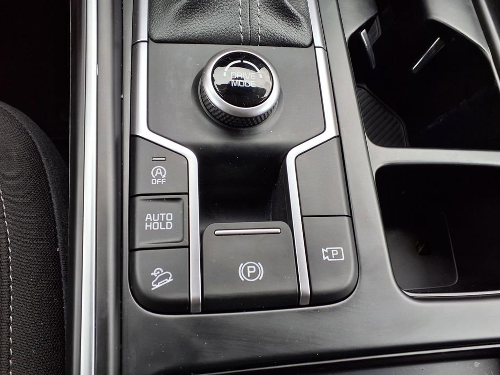 Used 2026 Kia Sorento LX FWD image 21