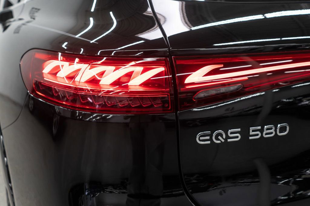 Used 2023 Mercedes-Benz EQS 580 4MATIC SUV w/ Exclusive Trim Package image 51