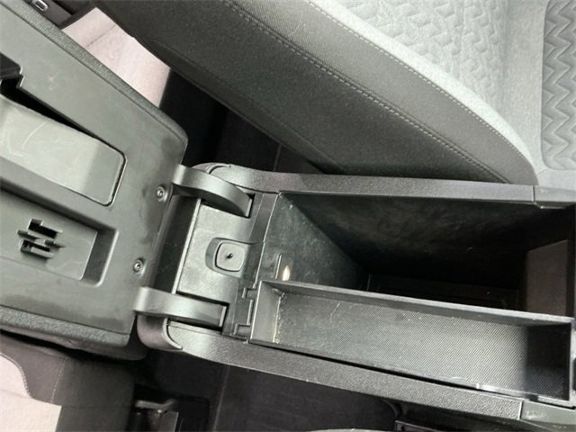 Used 2022 Chevrolet Equinox LS w/ LS Convenience Package image 26