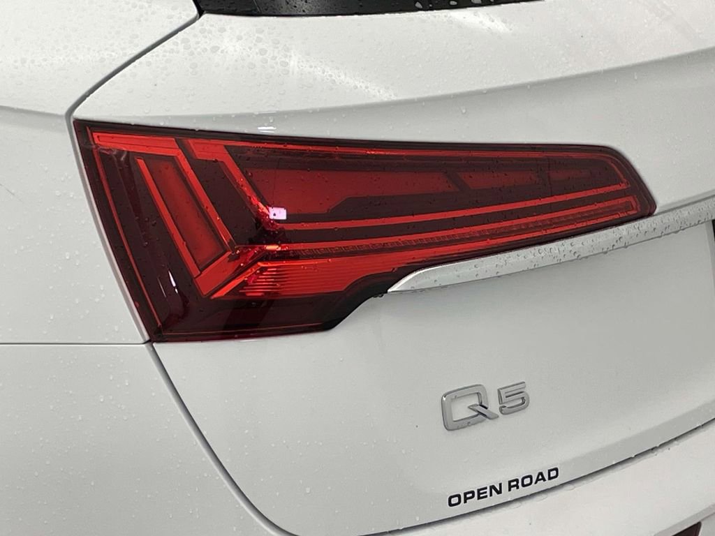 Certified 2023 Audi Q5 2.0T Premium w/ Convenience Package image 16