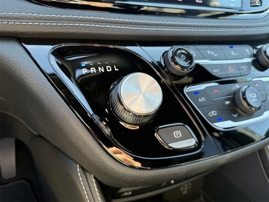 New 2026 Chrysler Pacifica Limited image 21