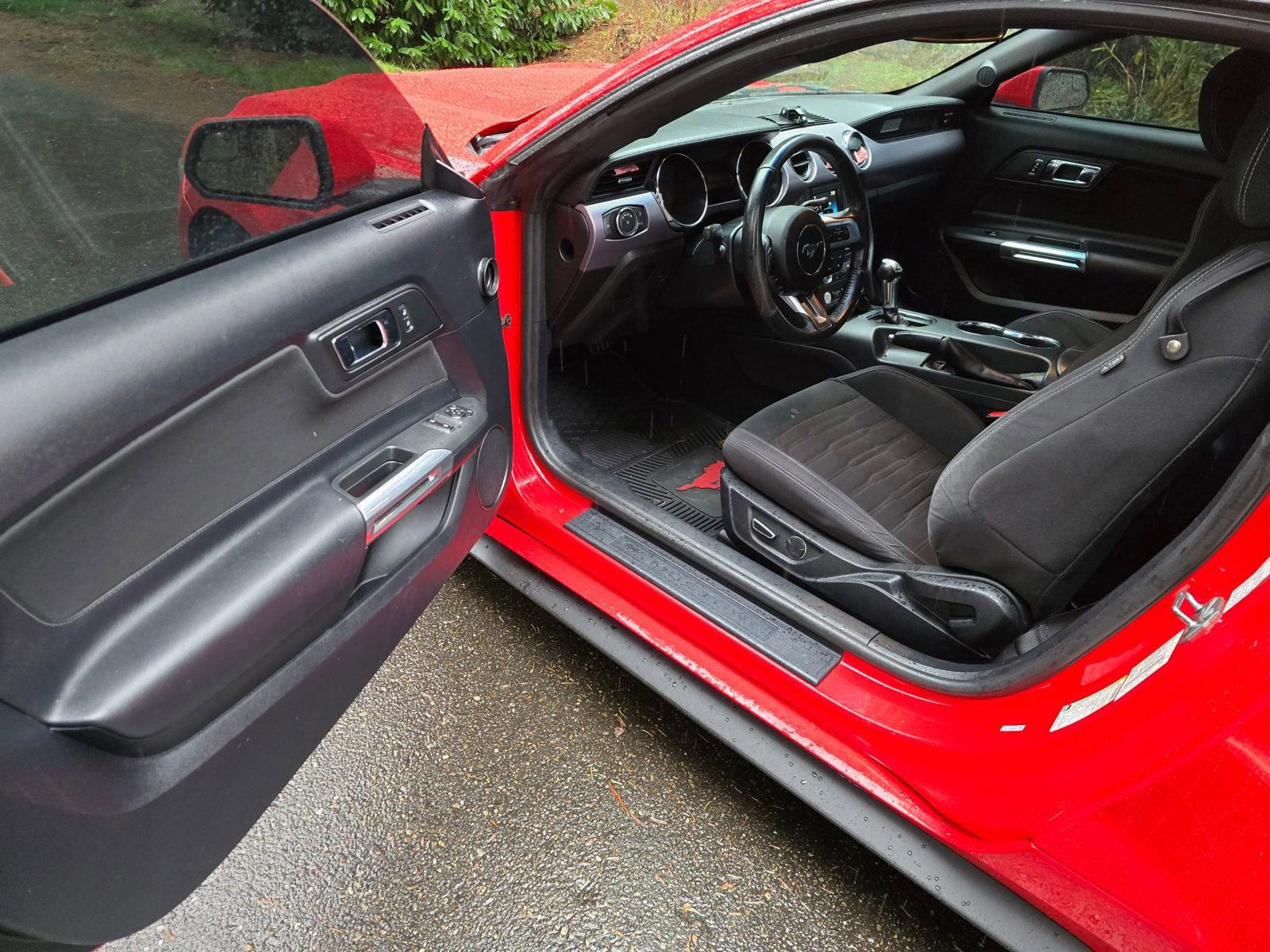 Used 2016 Ford Mustang Coupe image 16