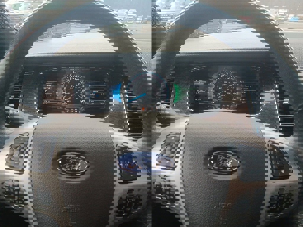 Used 2018 Ford Taurus Limited image 43