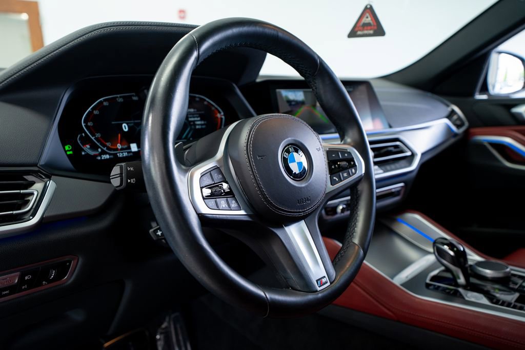 Used 2022 BMW X6 xDrive40i w/ M Sport Package AWD/4WD image 32