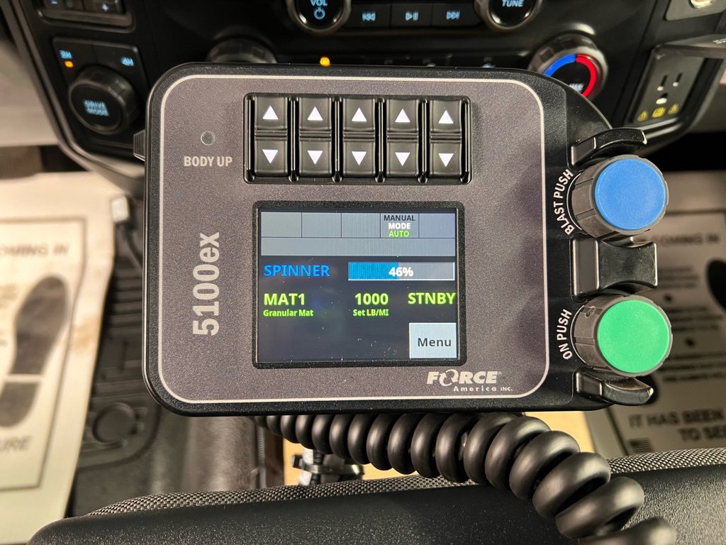 New 2026 Ford F550 4x4 Regular Cab Super Duty image 13