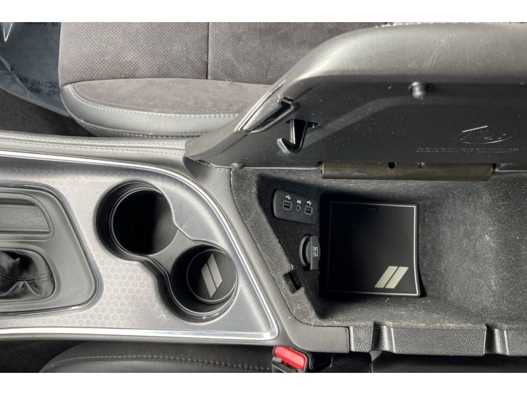 Used 2018 Dodge Challenger GT w/ GT Interior Package image 29