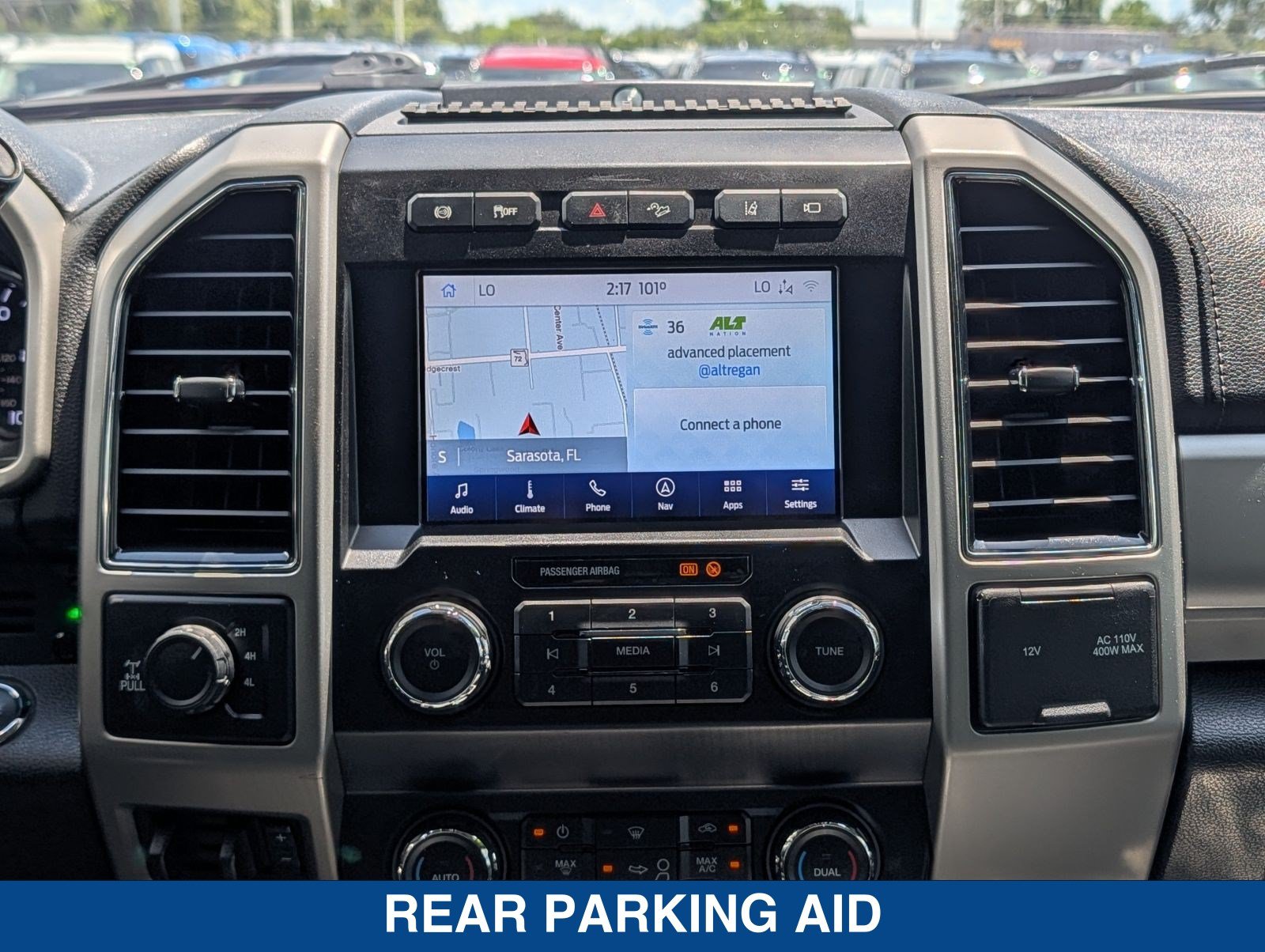 Used 2020 Ford F250 Lariat w/ Lariat Ultimate Package AWD/4WD image 24