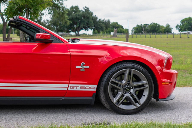 Used 2012 Ford Mustang Shelby GT500 w/ Electronics Pkg RWD image 11