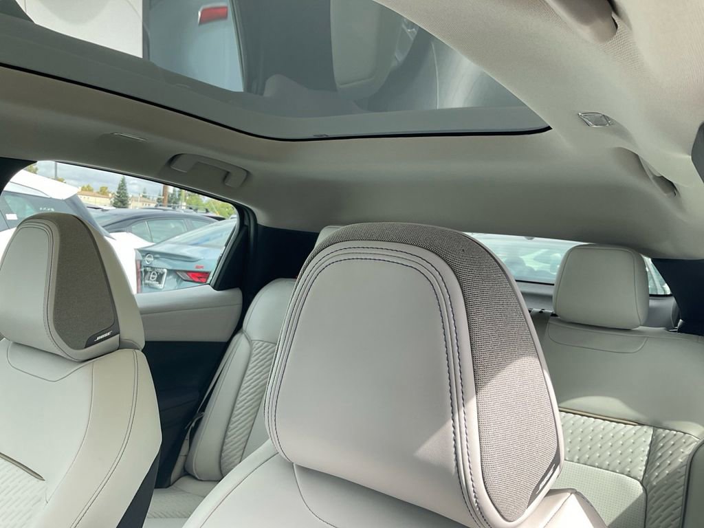 New 2026 Nissan Leaf Platinum+ image 15