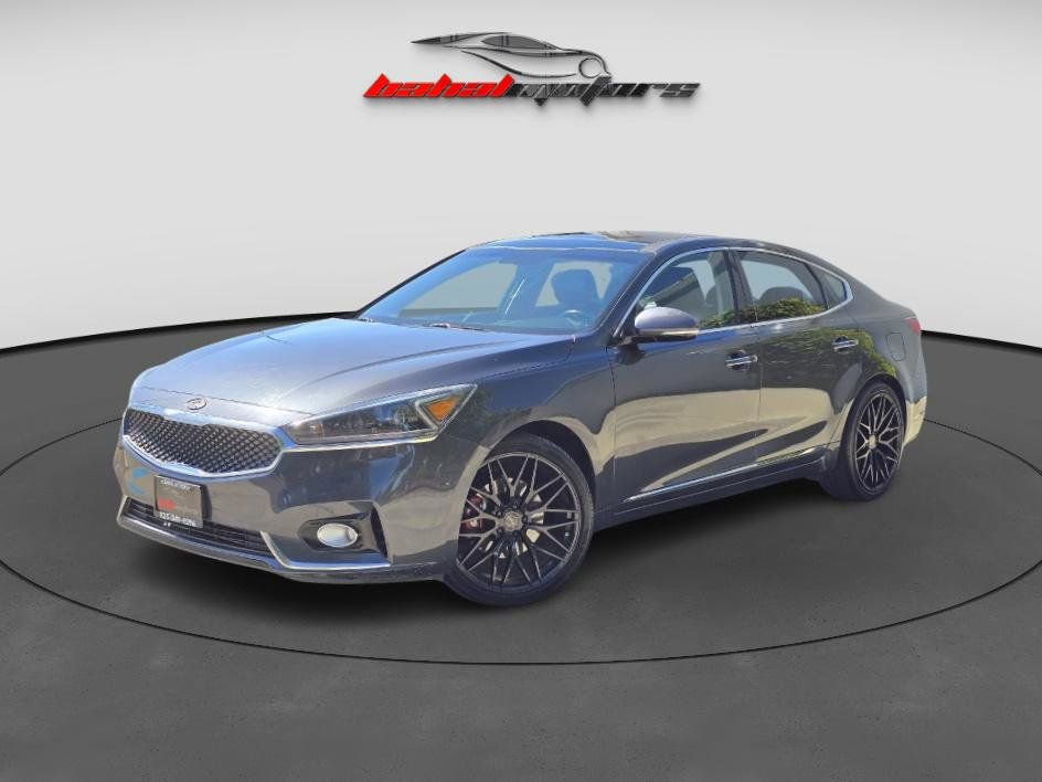 Used 2017 Kia Cadenza Premium w/ Luxury Package image 3
