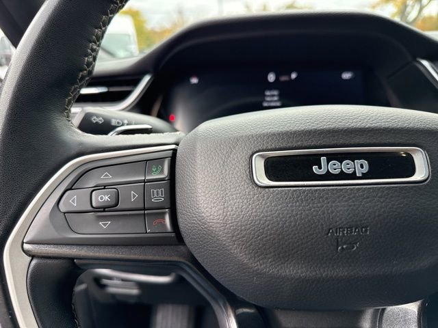 Used 2022 Jeep Grand Cherokee L Laredo image 33