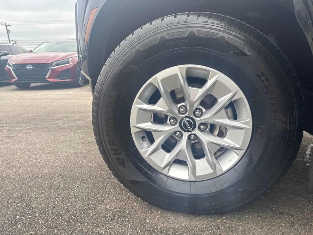 Certified 2024 Nissan Frontier SV w/ Technology Package image 29