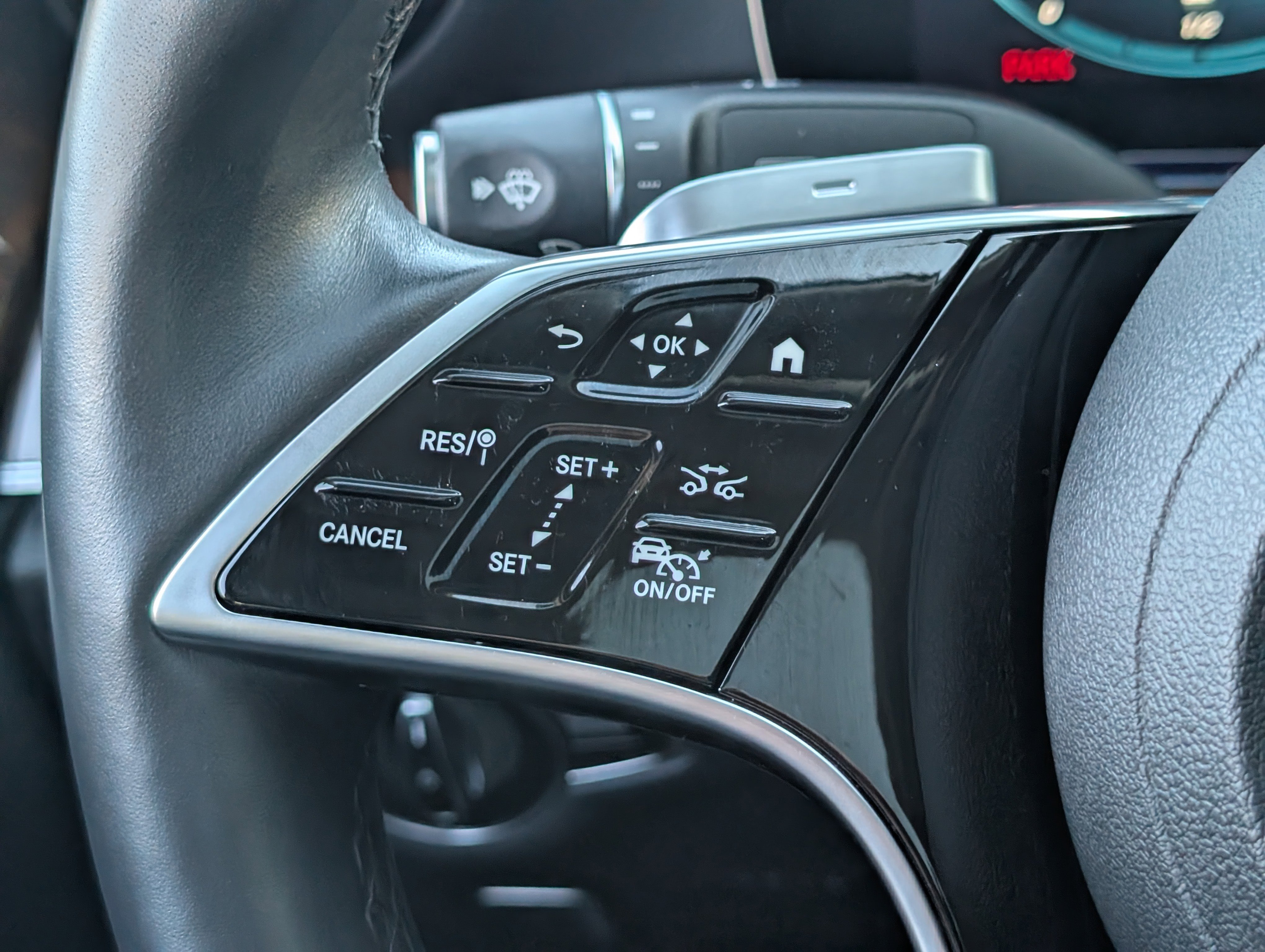 Used 2023 Mercedes-Benz E 450 4MATIC Sedan image 24