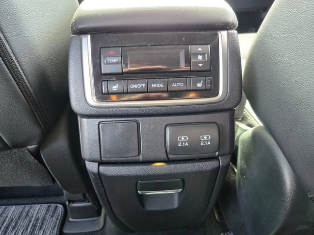 Used 2022 Subaru Ascent Limited AWD/4WD image 16
