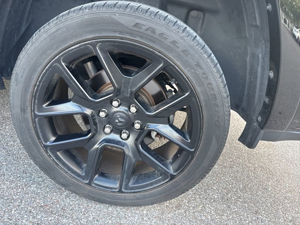 Used 2021 RAM 1500 Laramie AWD/4WD image 3