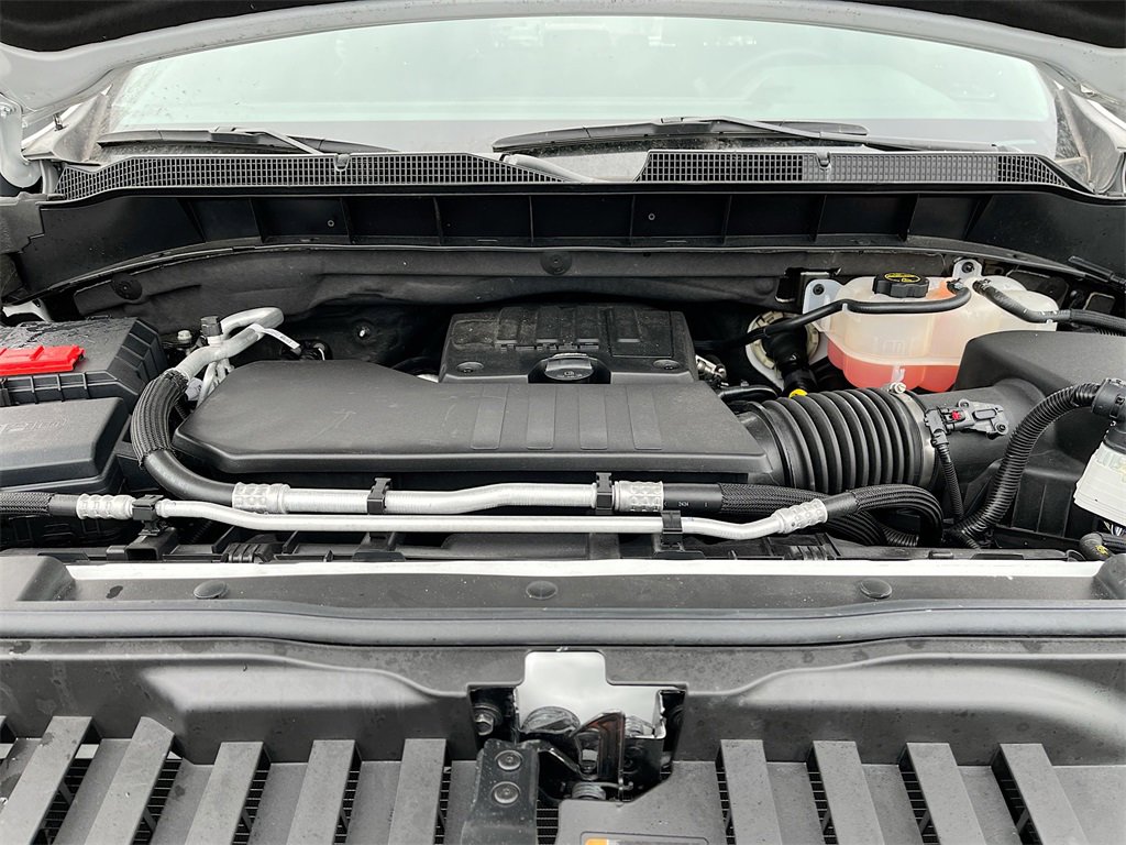 Used 2025 Chevrolet Silverado 1500 LT image 26