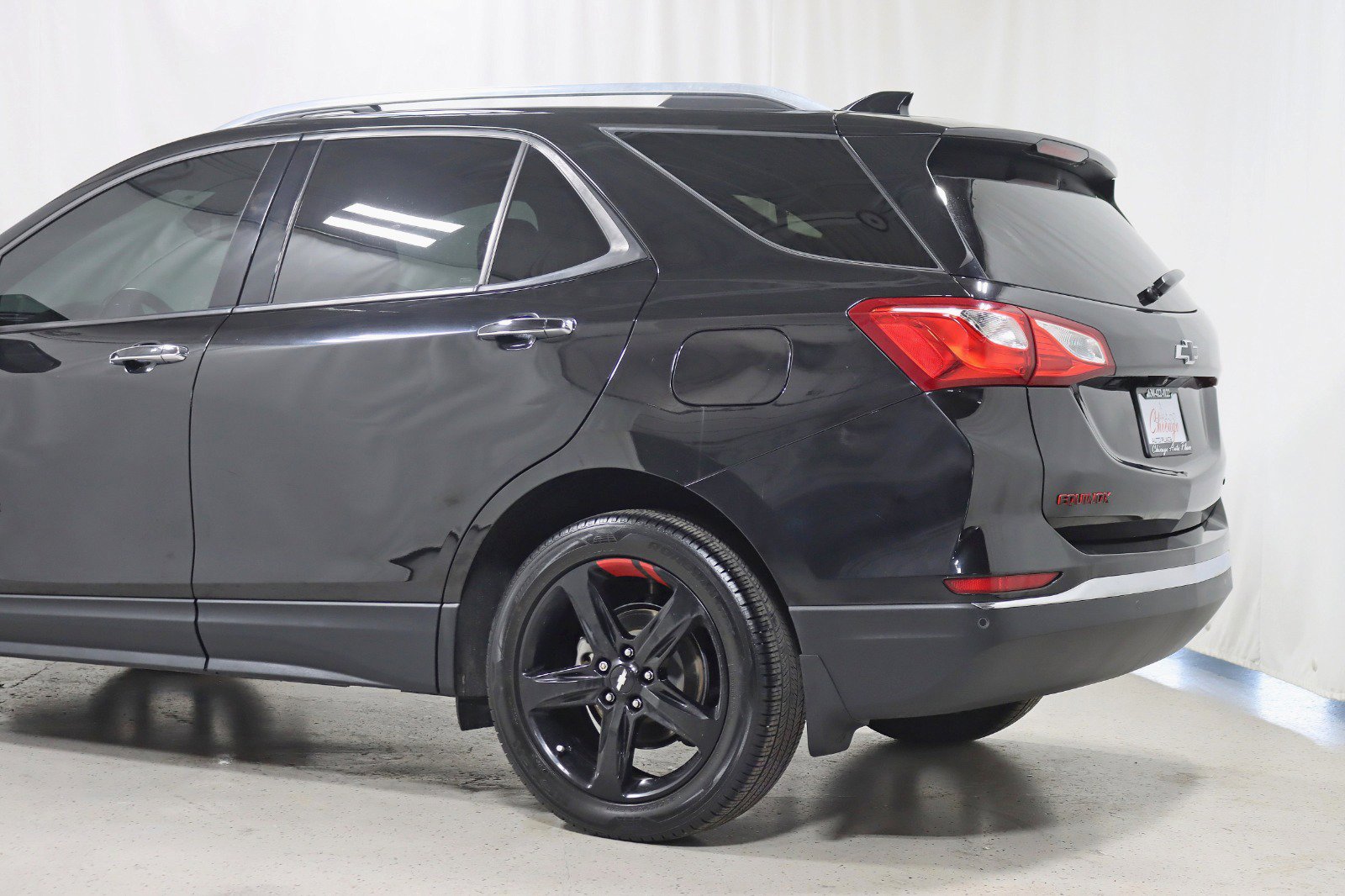 Used 2021 Chevrolet Equinox Premier w/ Redline Edition image 10