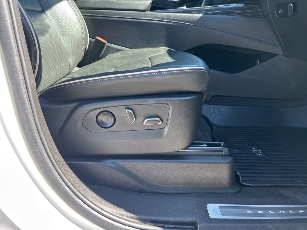 Used 2022 Cadillac Escalade Sport w/ Touring Package image 47