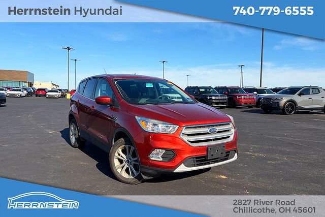 Used 2019 Ford Escape SE AWD/4WD image 1