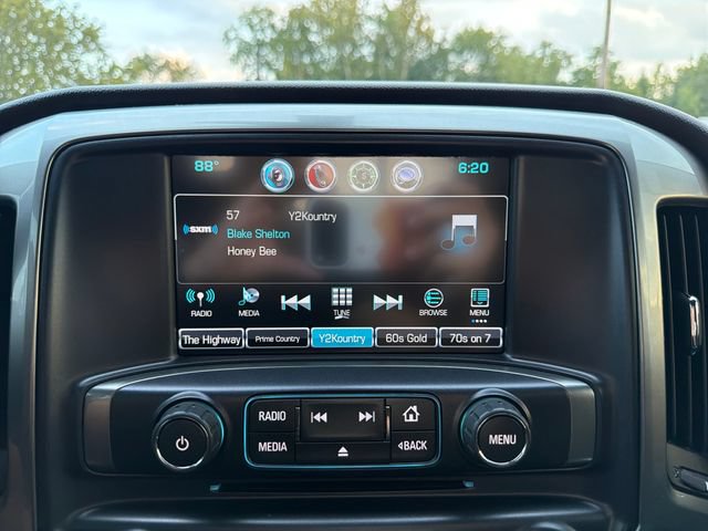 Used 2017 Chevrolet Silverado 1500 LT w/ All Star Edition AWD/4WD image 19