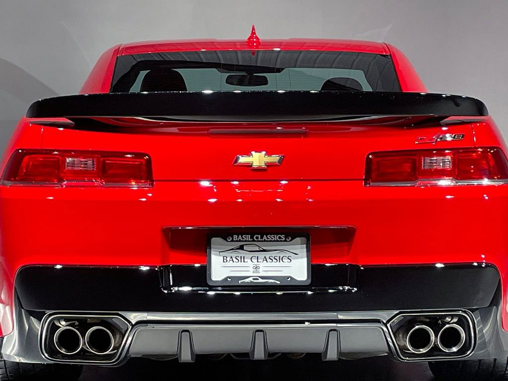 Used 2015 Chevrolet Camaro Z/28 RWD image 35
