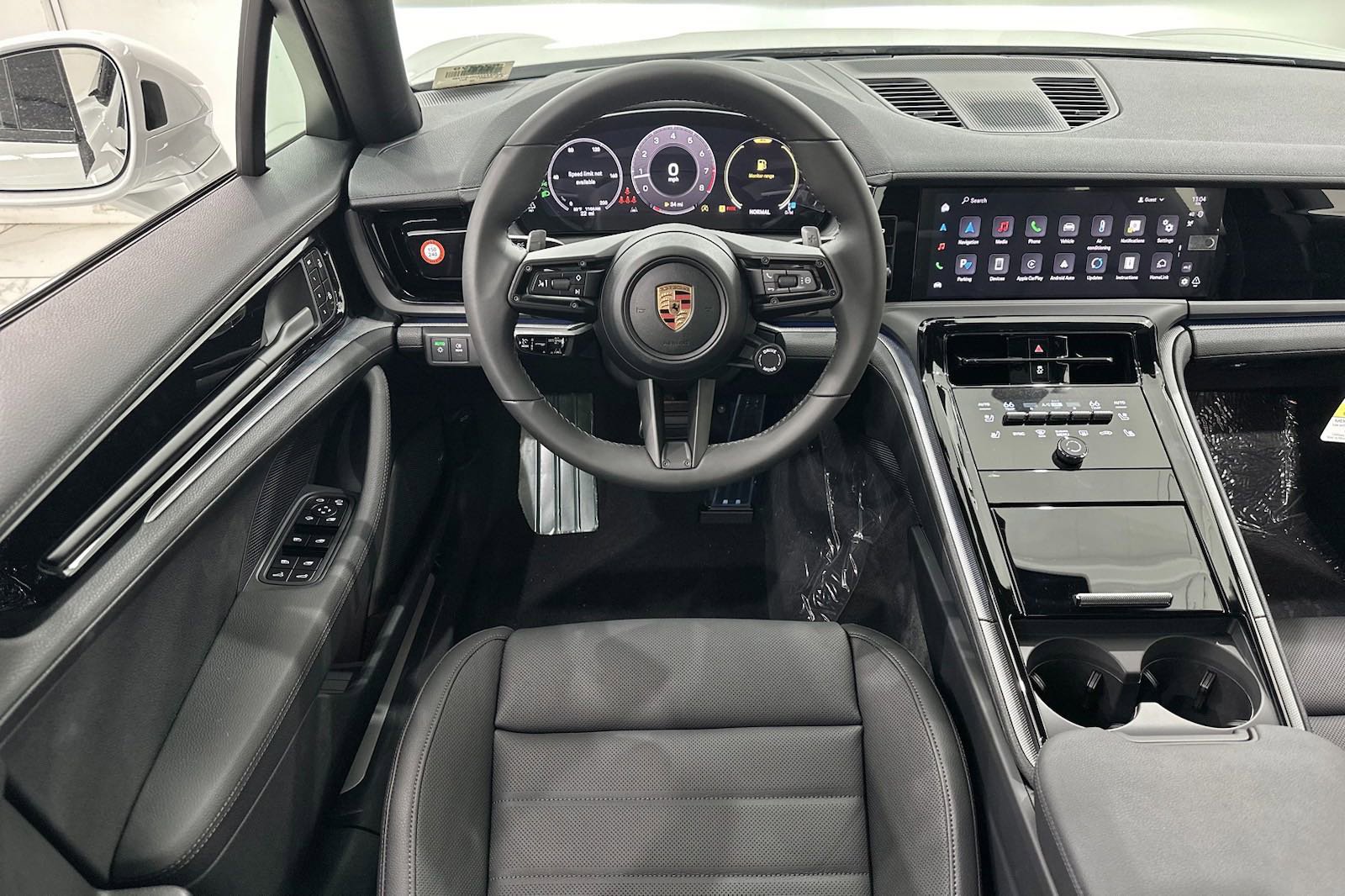 Certified 2024 Porsche Panamera 4 image 20