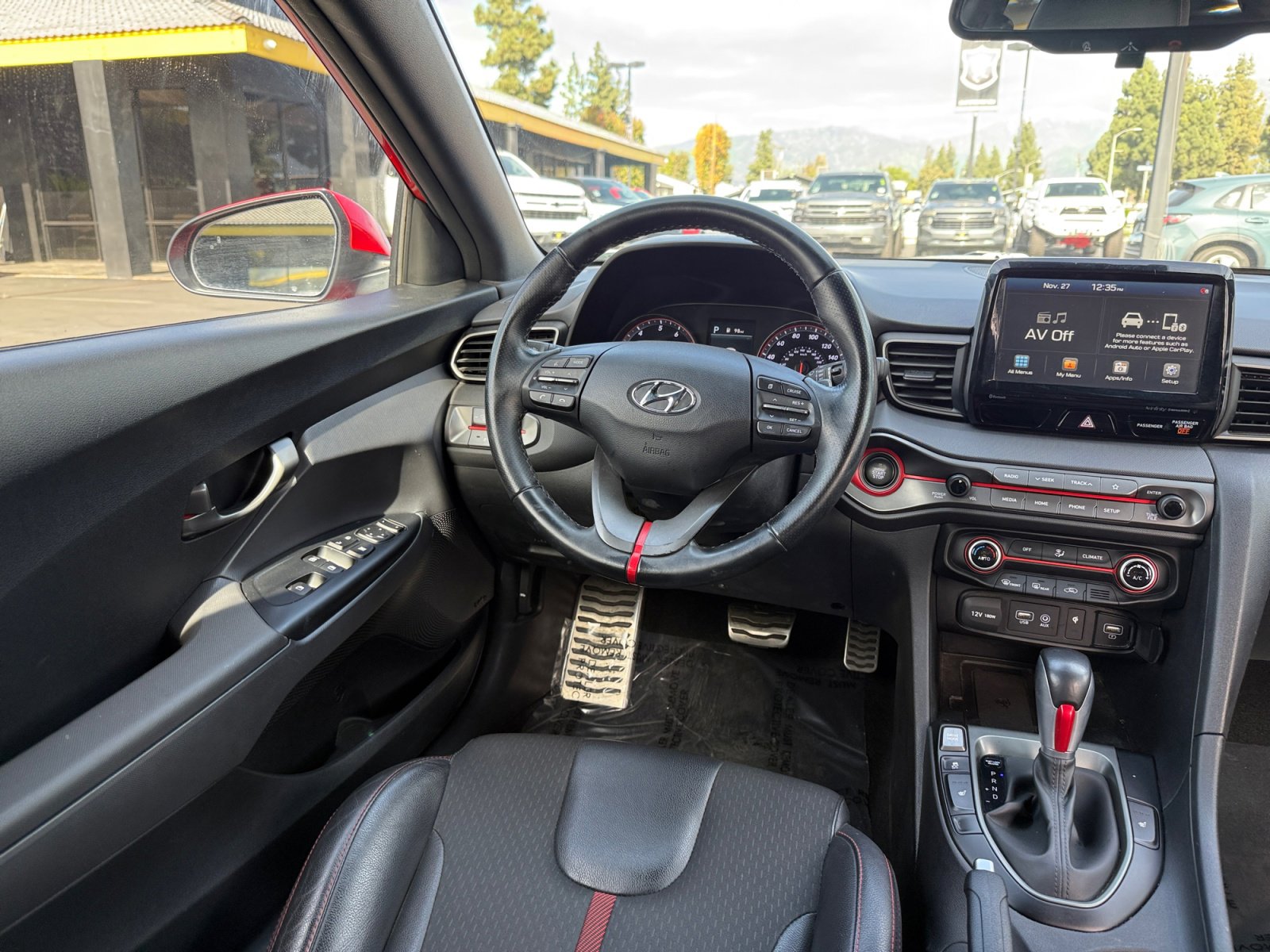 Used 2020 Hyundai Veloster Turbo image 18