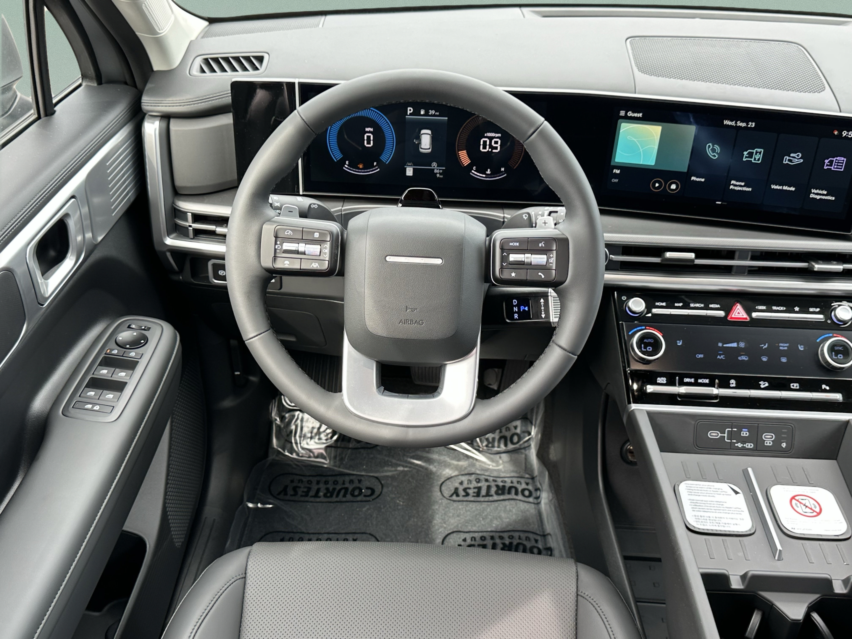 New 2027 Hyundai Santa Fe SEL FWD image 9