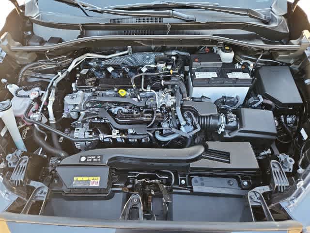 Used 2023 Toyota Corolla Cross LE FWD image 12