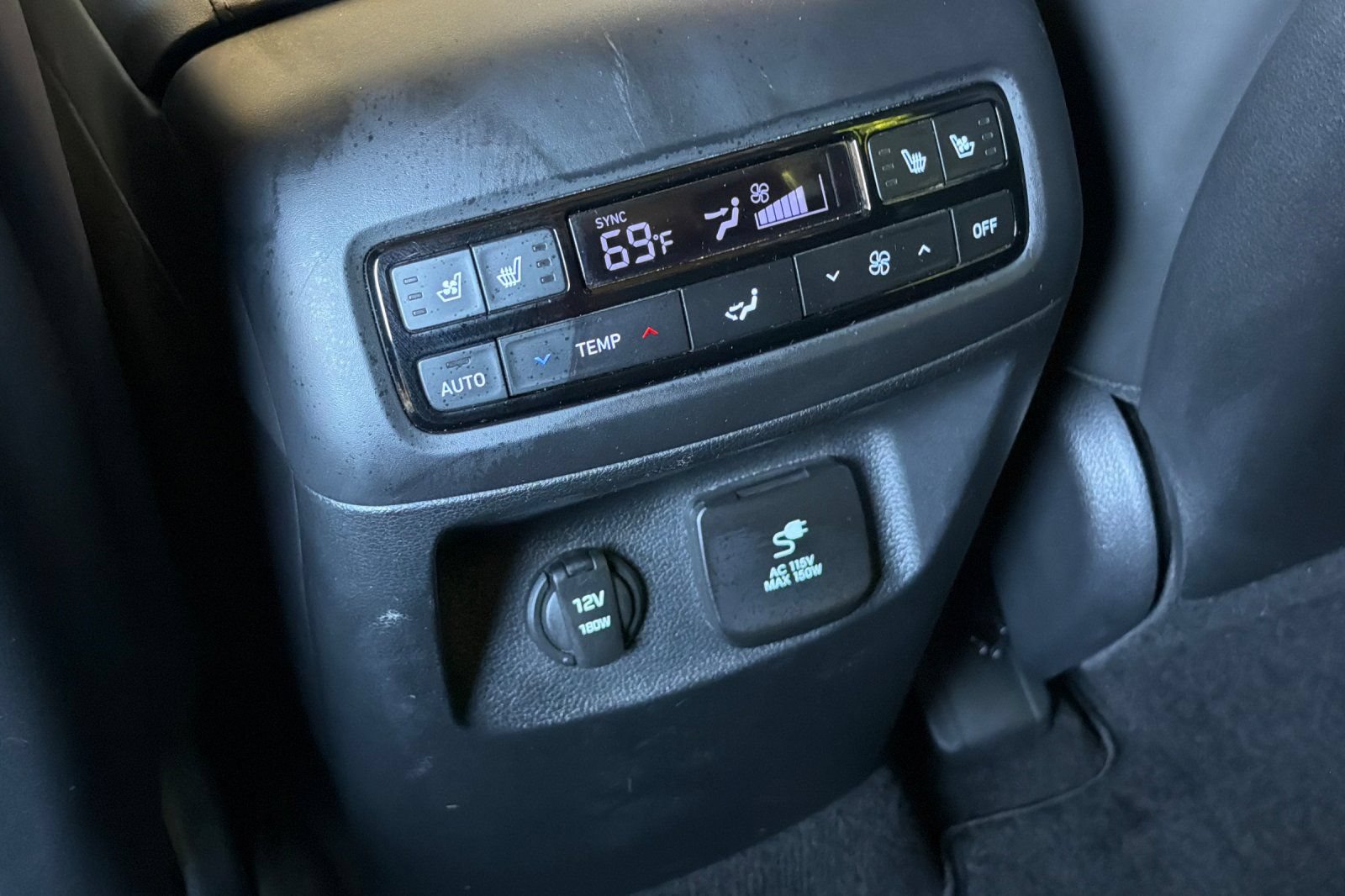 Used 2024 Hyundai Palisade SEL AWD/4WD image 17