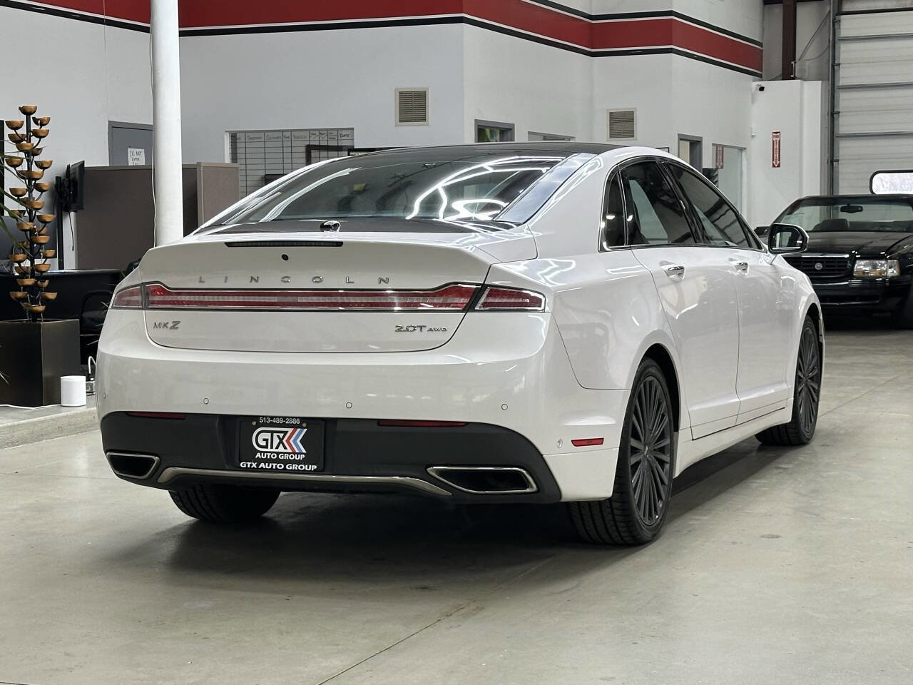 Used 2017 Lincoln MKZ Reserve w/ Technology Package image 2