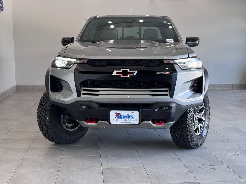Certified 2024 Chevrolet Colorado ZR2 w/ Safety Package AWD/4WD image 3