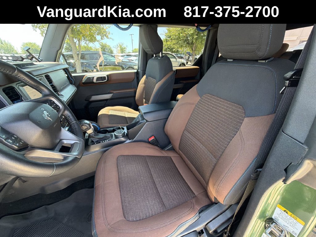 Used 2023 Ford Bronco Outer Banks AWD/4WD image 14