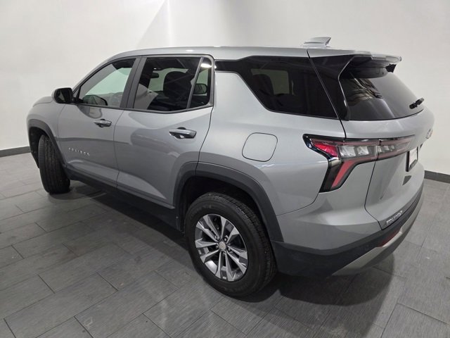 Used 2026 Chevrolet Equinox LT image 3