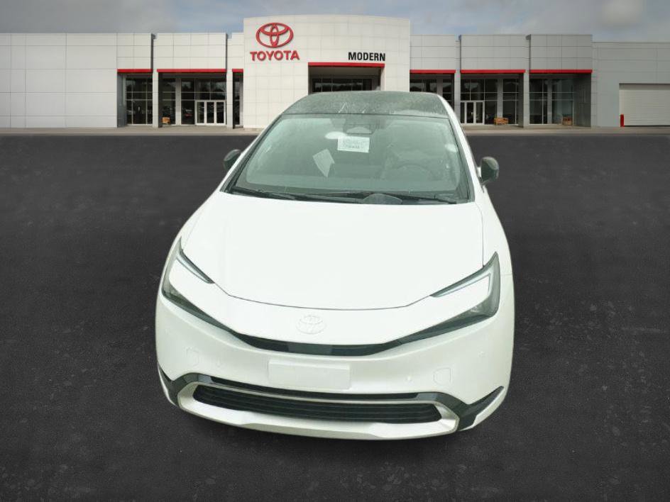 New 2026 Toyota Prius Plug-In Hybrid image 7